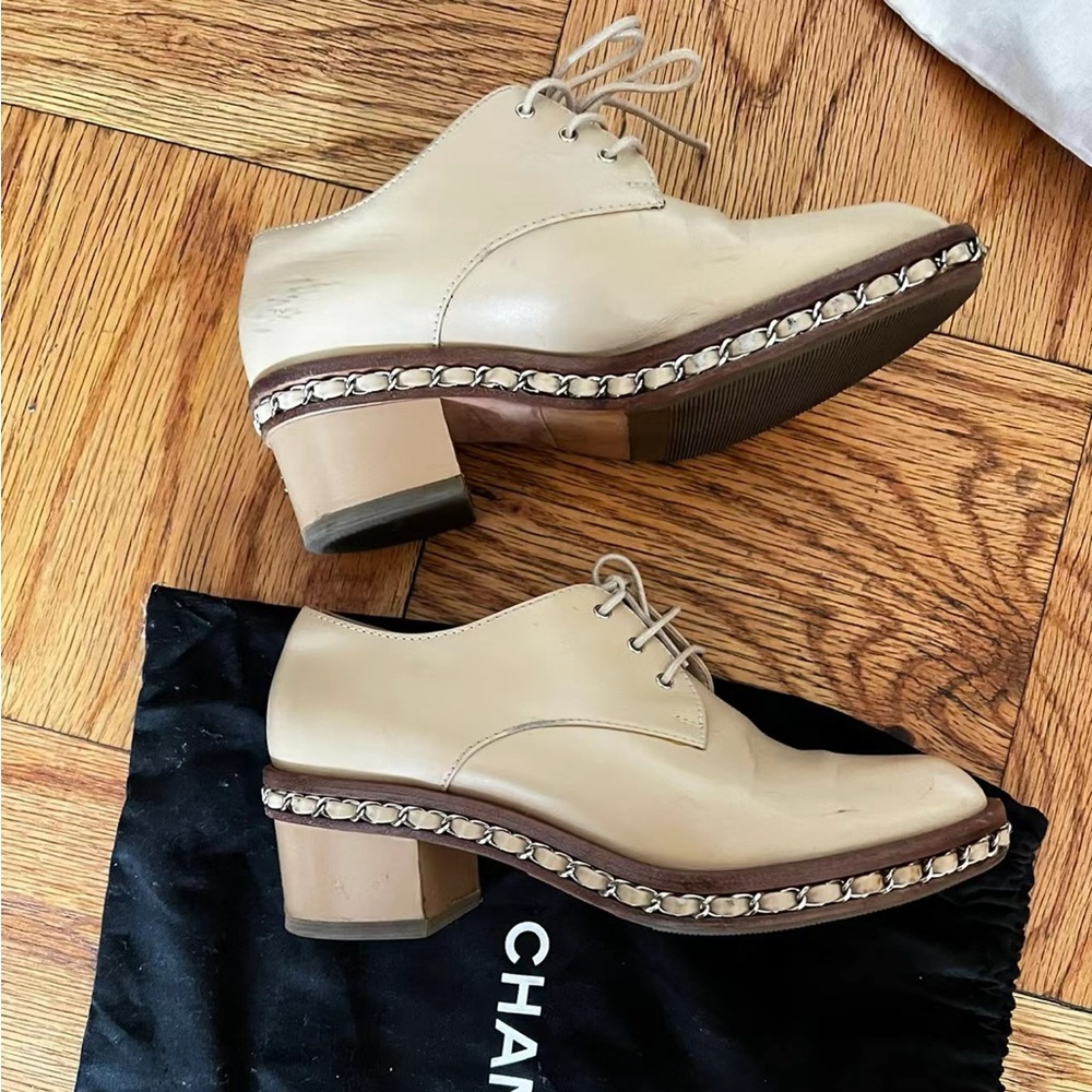 AUTHENTIC Chanel Oxford chain shoes